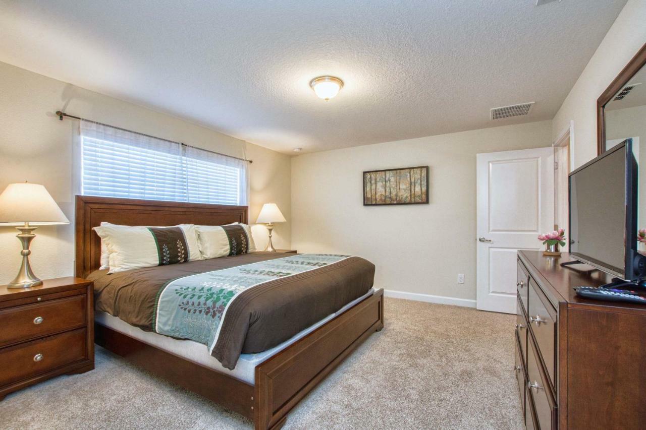 I - New 4 Bedroom Home - 5 Miles To Disney - Free Water Park - Private Pool Kissimmee Exterior photo